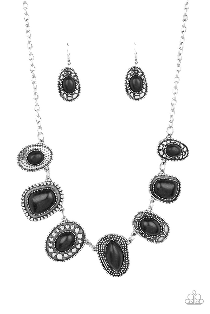 Albuquerque Artisan - Black Stone and Silver Statement Necklace