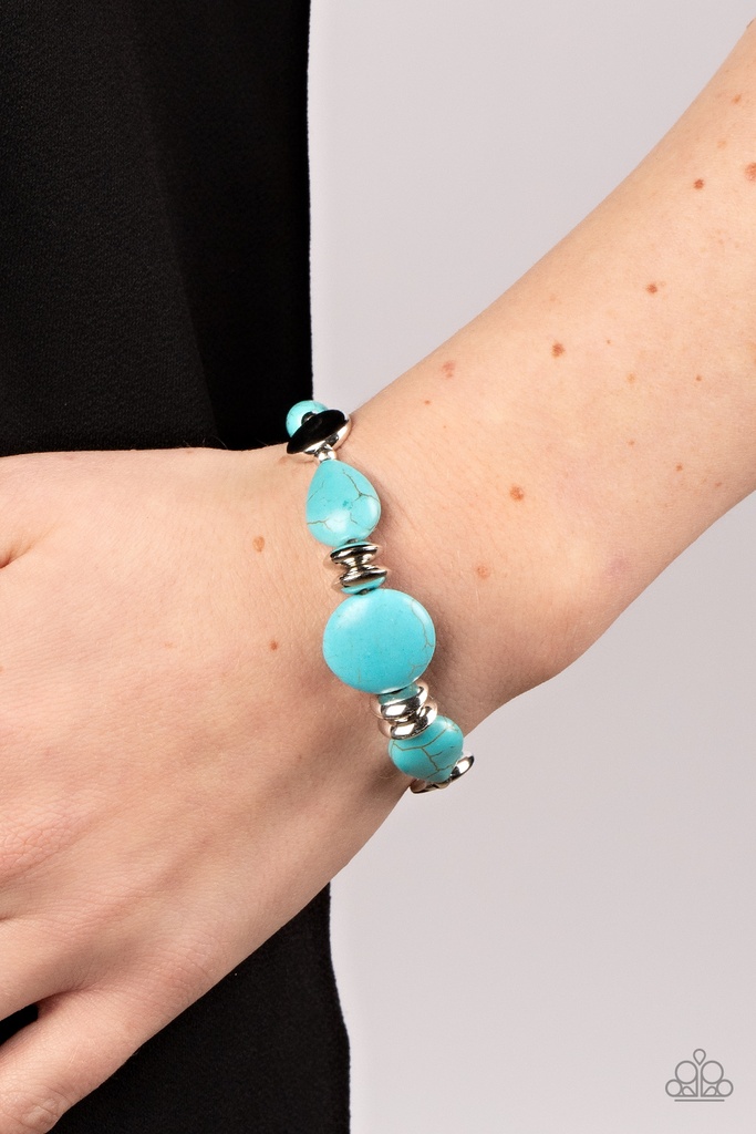 Western Turquoise Stone Clasp Bracelet - Mesa Vista