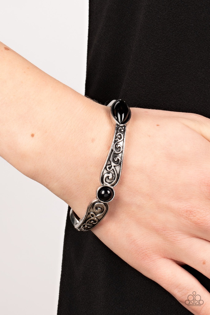 Stretch Bracelet Black Beads and Silver Bands - Veranda Variety