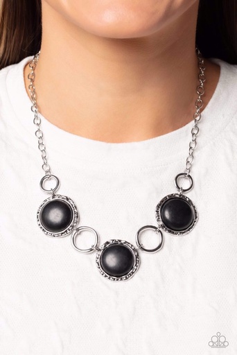 Western Necklace with Black Natural Stones in Silver Chain - Saharan Scope
