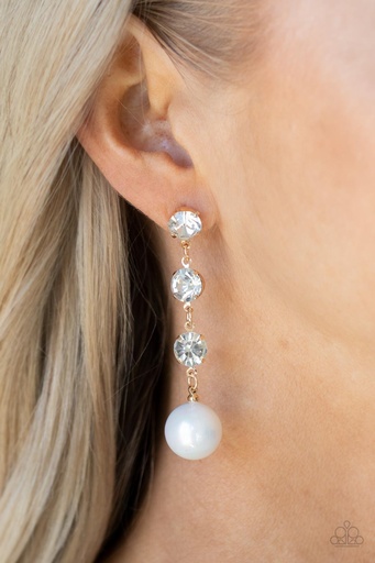 [085] Gold Pearl Earrings - Yacht Scene