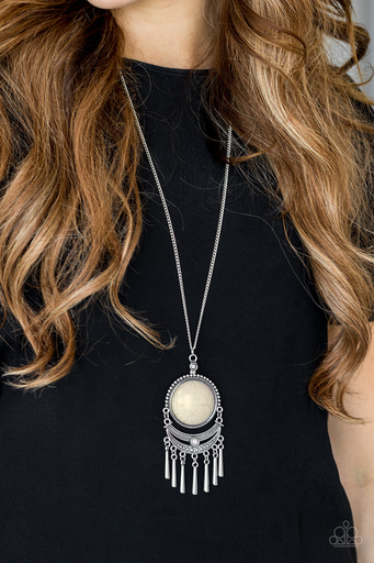 [201] Pendant Necklace with White Stone and Fringe in Silver - Rural Rustler